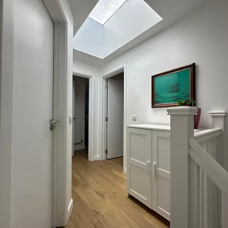 Apartment Stunning City Centre 4 Bedroom Penthouse - 2 Car Parking Spaces Bristol