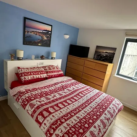 Lägenhet Stunning City Centre 4 Bedroom Penthouse - 2 Car Parking Spaces Bristol